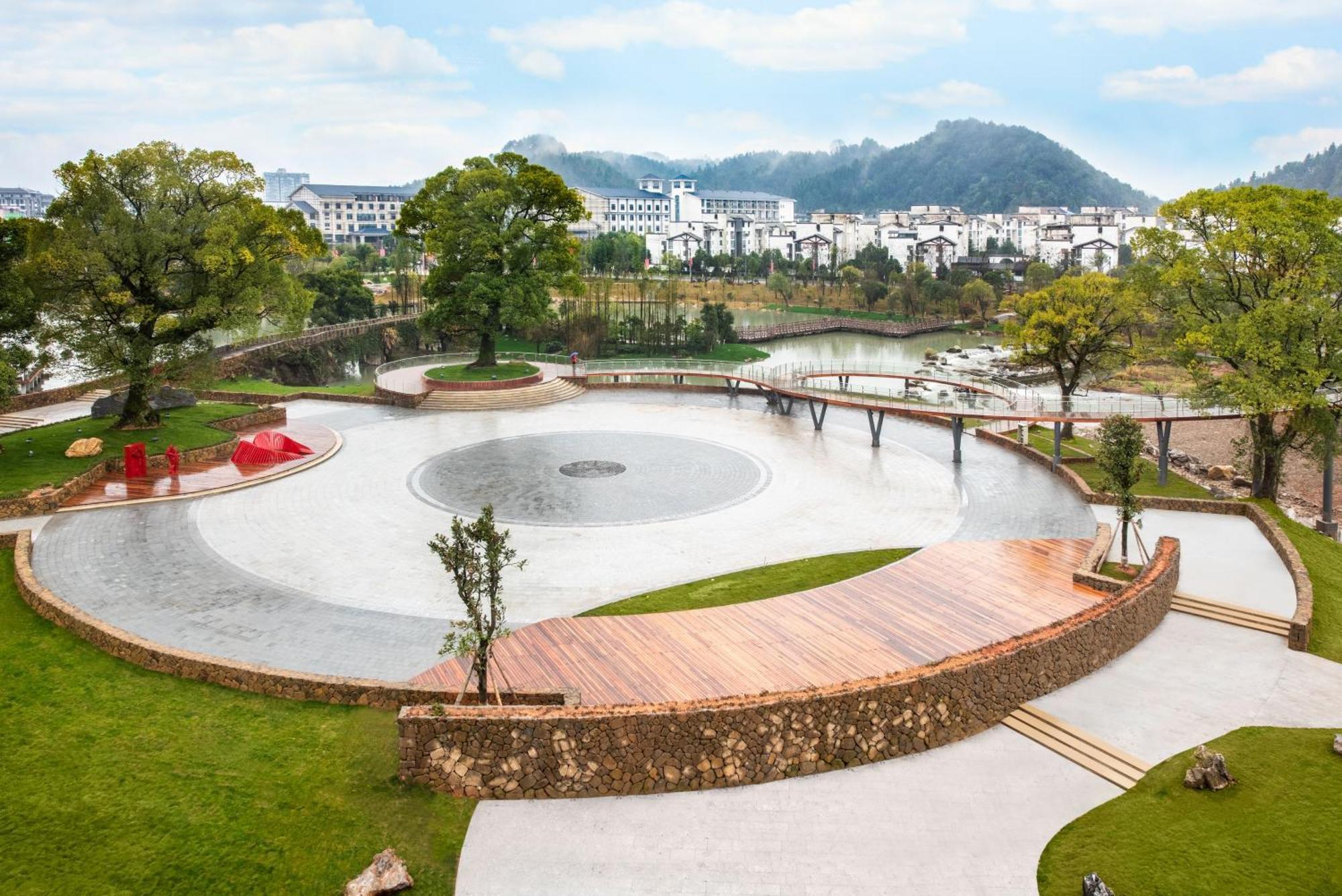 Holiday Inn Resort Yichun Mingyue Mountain By Ihg Exteriör bild
